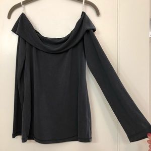 Splendid off shoulder top. New with tags. Size XS.